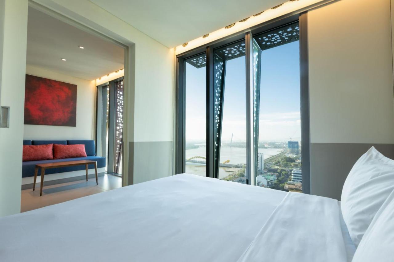 Wink Icon Hotel Danang Riverside - Luxury Suites - 24Hrs Stay & Rooftop Pool Bar Exterior foto