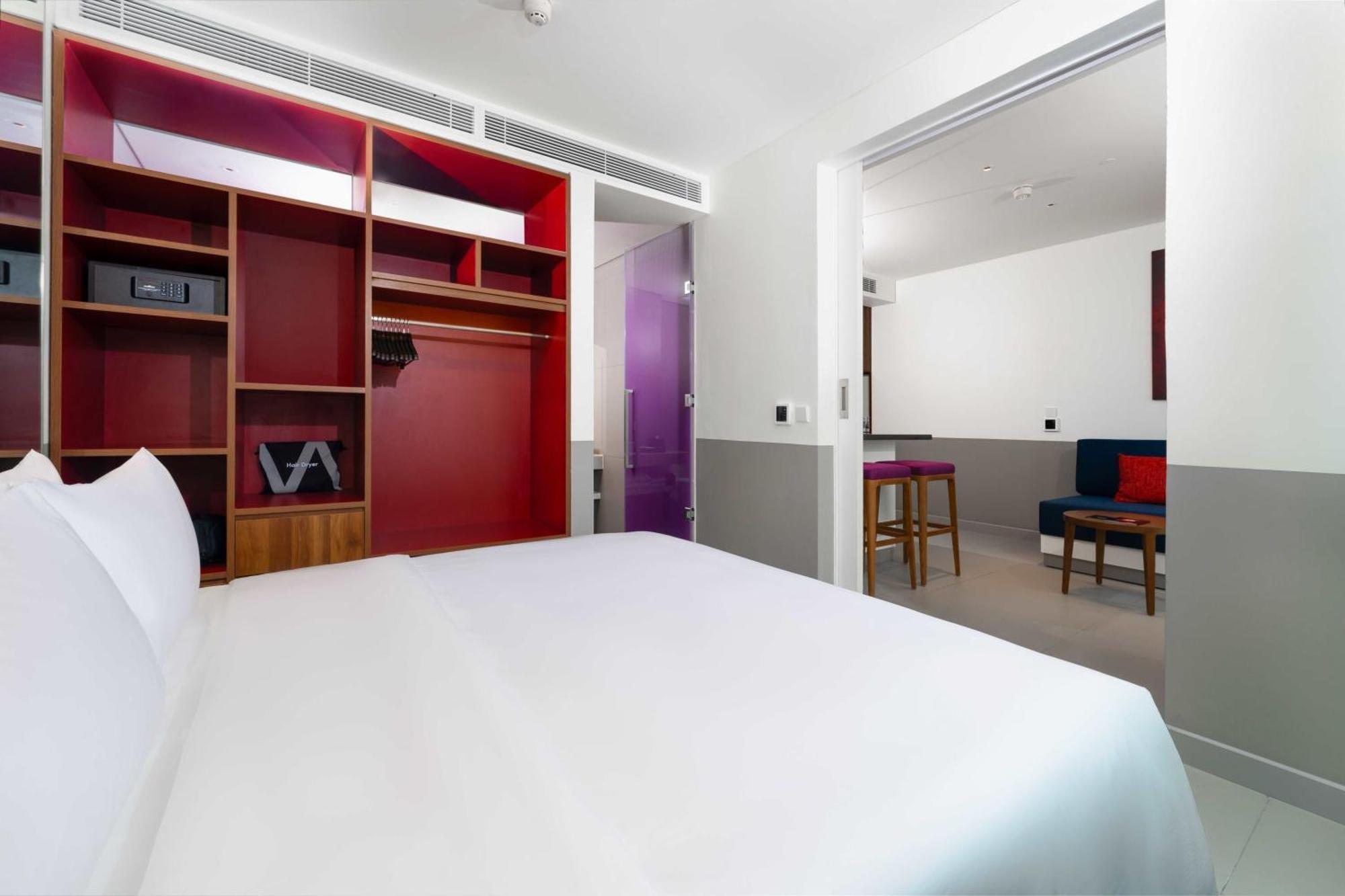 Wink Icon Hotel Danang Riverside - Luxury Suites - 24Hrs Stay & Rooftop Pool Bar Exterior foto