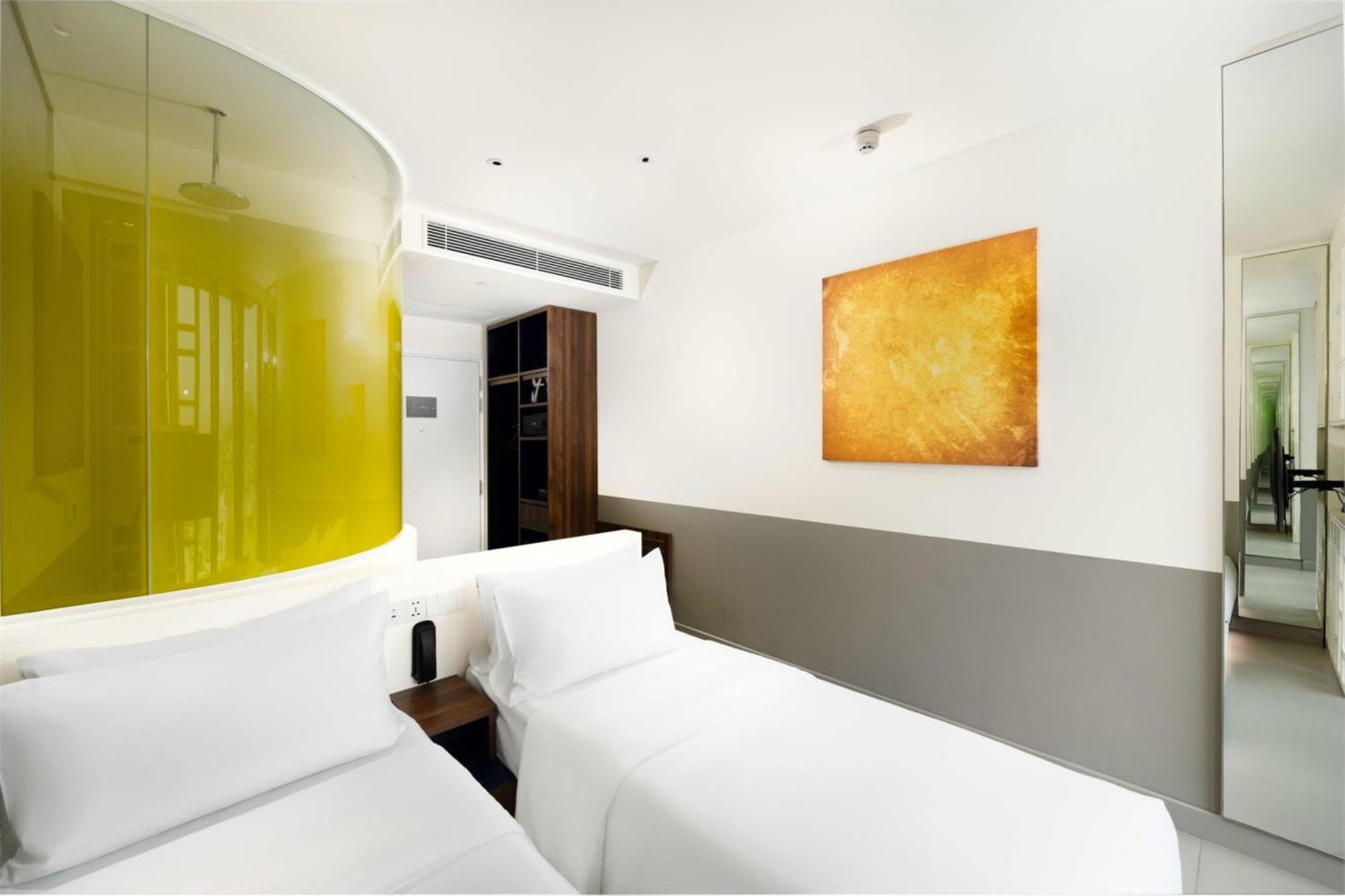 Wink Icon Hotel Danang Riverside - Luxury Suites - 24Hrs Stay & Rooftop Pool Bar Exterior foto