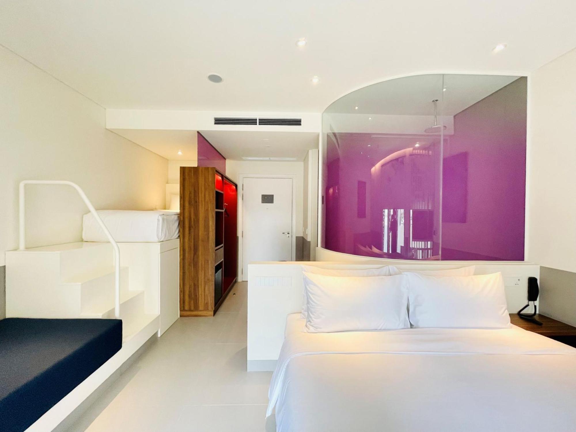 Wink Icon Hotel Danang Riverside - Luxury Suites - 24Hrs Stay & Rooftop Pool Bar Exterior foto